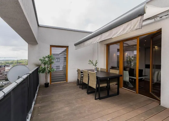 Superior With Terrace & Free Parking * كراكوفيا