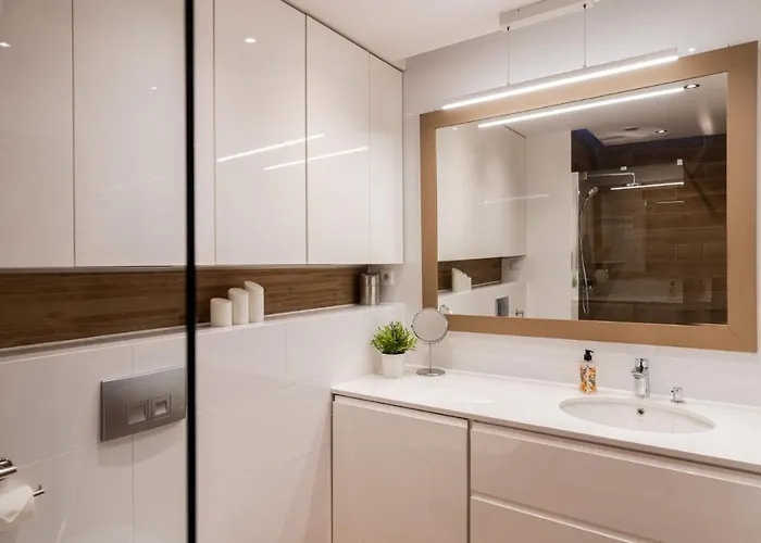 شقة Superior With Terrace & Free Parking كراكوفيا