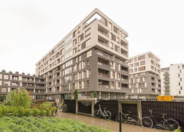 Superior With Terrace & Free Parking كراكوفيا