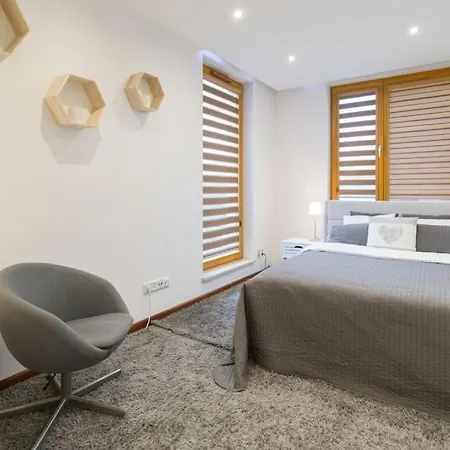 Apartman Superior With Terrace & Free Parking *